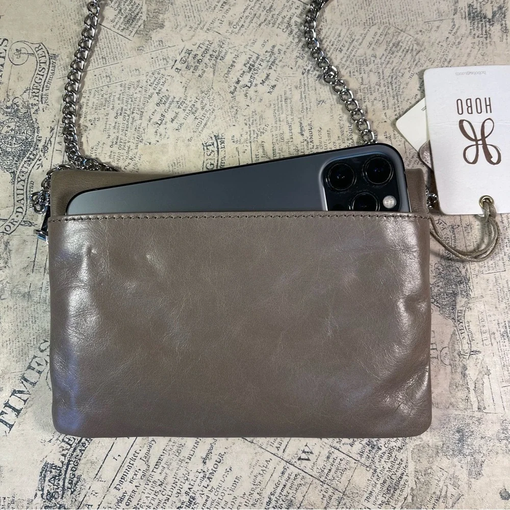 HOBO Daria NWT Tan Leather Convertible Crossbody Clutch Foldover Bag